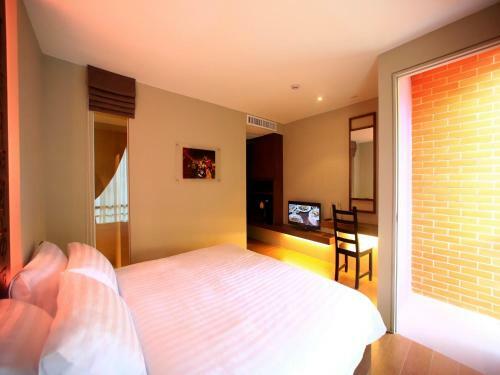 Bed & Breakfast Silom One