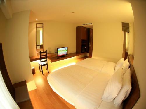 Bed & Breakfast Silom One