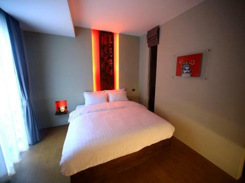 Bed & Breakfast Silom One