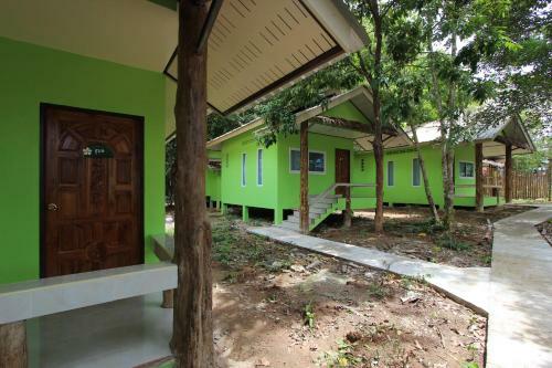 Hotel Koh Phayam Greentawan Resort