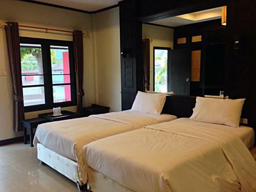 Nice Shot Resort