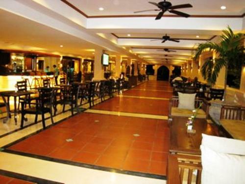 Hotel Avalon Beach Resort