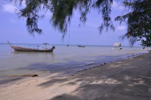 Hotel Racha Sunset Resort