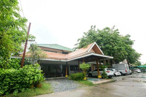 Hotel Deeden Pattaya Resort