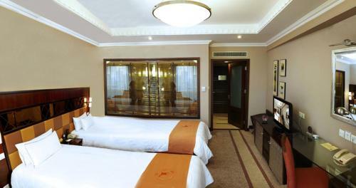 Dynasty Hotel