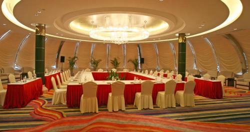 Dynasty Hotel