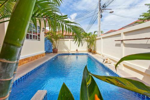 Villa Baan Chokdee - 5 Bed - Private Pool