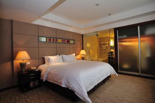 Xiongchu International Hotel