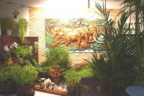 Hotel Aya Place