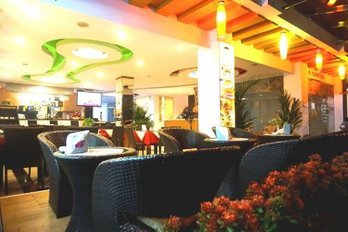 Hotel Aya Place