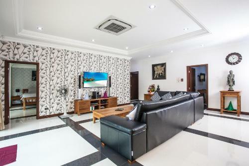 Villa Baan Chatmanee