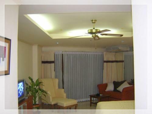 Jomtien View Talay Studio Apartments