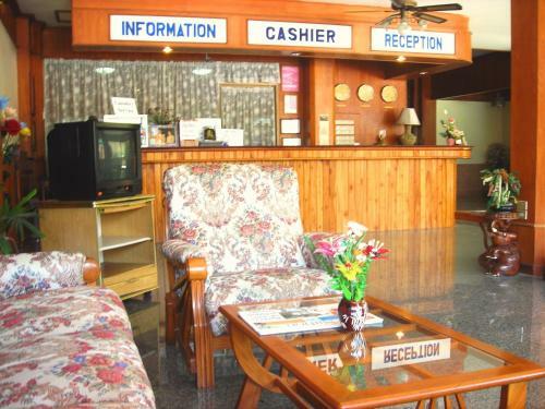Mr. Mac's Hotel