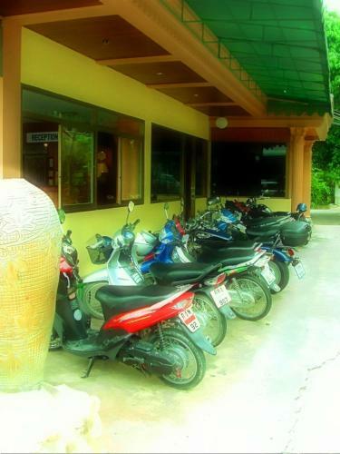 Mr. Mac's Hotel