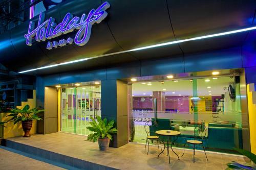 Hotel Holidays Home