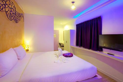 Hotel Holidays Home