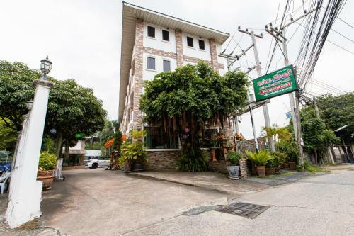Hotel Selina Place