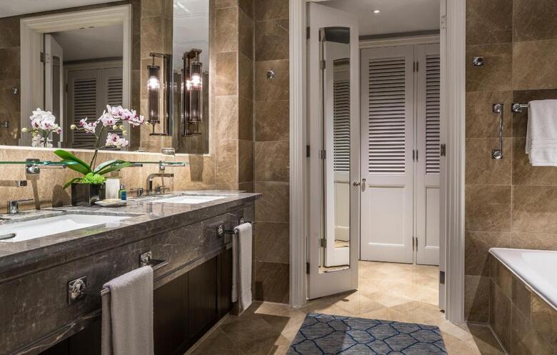 Hotel Four Seasons (de Lujo)