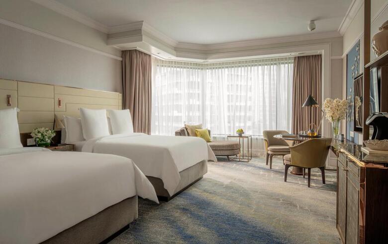 Hotel Four Seasons (de Lujo)