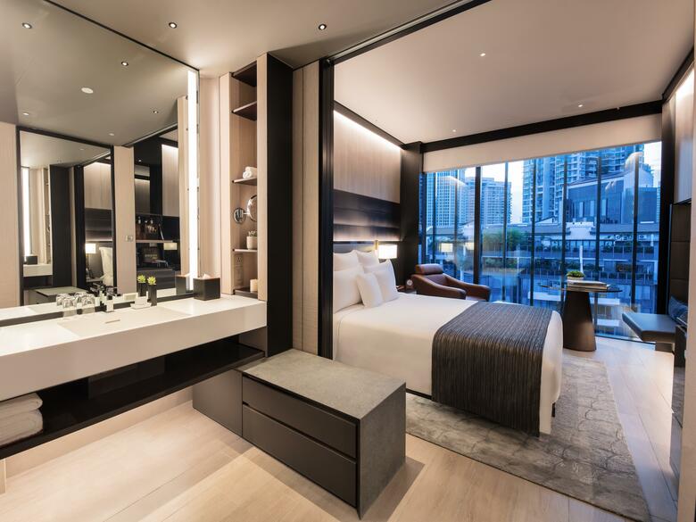 Gallery Hotel