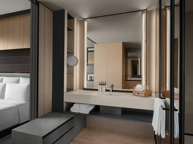 Gallery Hotel