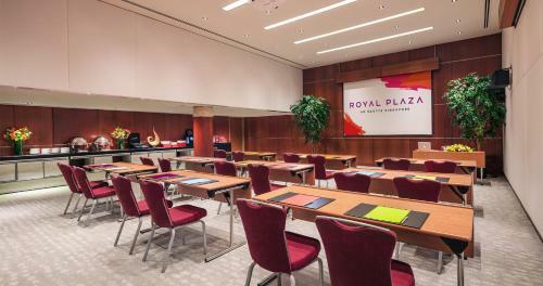 Hotel Royal Plaza On Scotts