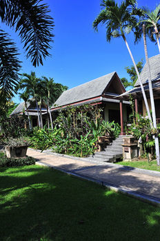 Hotel Botany Beach Resort