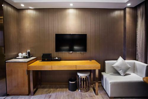 Insail Hotels Gongbei Port Zhuhai