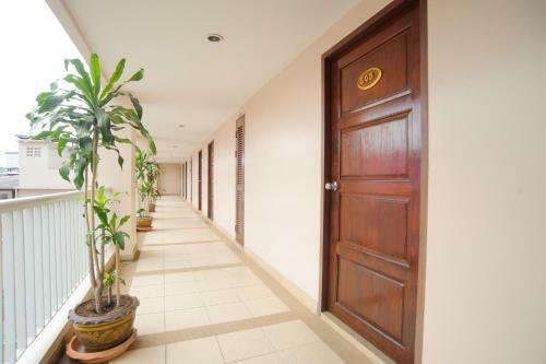 Hotel Diamond City Place