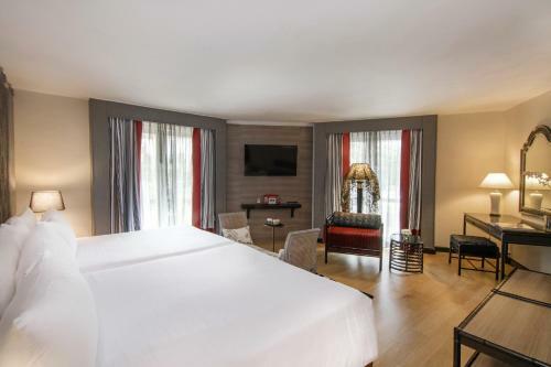 Hotel Siam Bayshore Resort & Spa