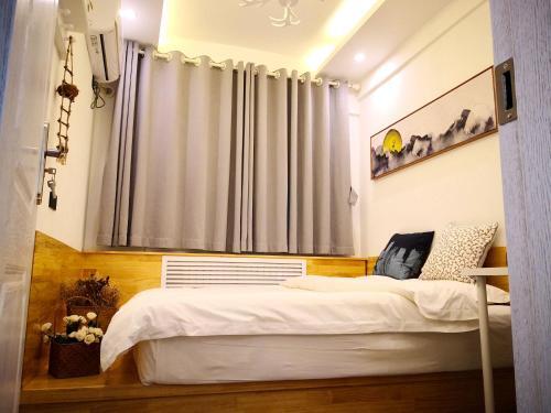 Ancient City Wall Home Apartment