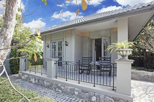 Sala Retreat Villas