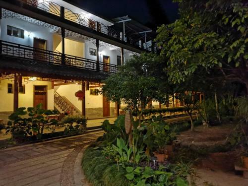 Hotel Longvillage