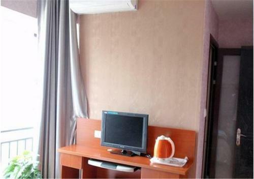 Runjia Apartment Hotel