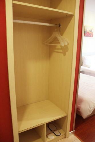 Hotel Hanting Express Xiangjiang Road Qingdao