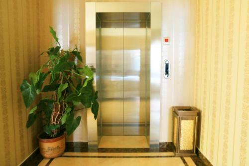 Yabuli Hot Spring Health Center Hotel