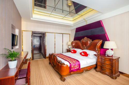 New Century Hotel