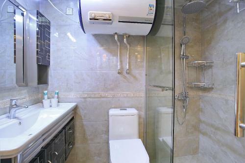 Hostal Yushui Chengfeng Guest House