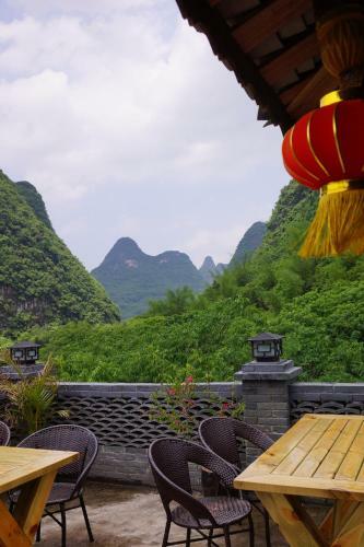Yangshuo Mountain Nest Boutique Hotel