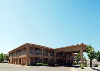 Hotel Comfort Inn  And  Suites