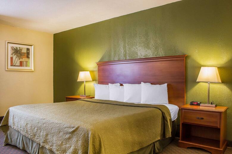 Hotel Quality Inn I-40 & I-17