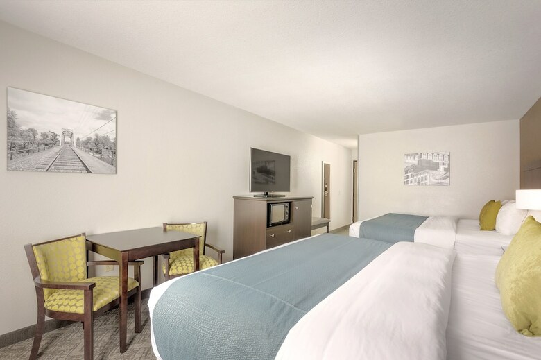 Hotel Comfort Inn & Suites