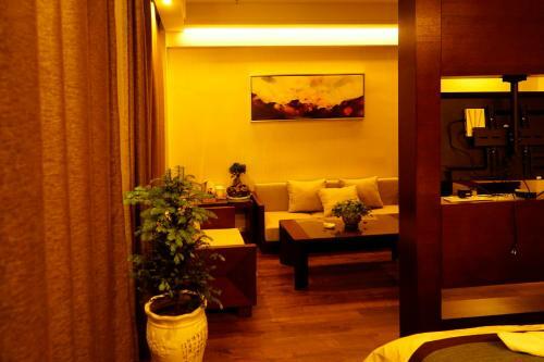 Kelly Business Hotel