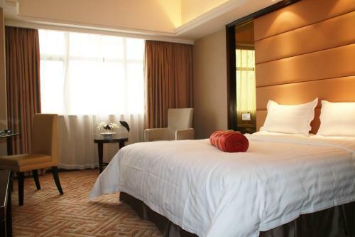 Zhengzhou Guangdong Hotel