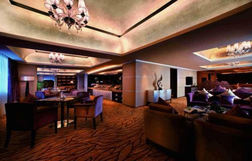 Zhengzhou Guangdong Hotel