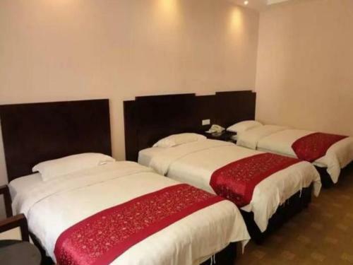 Yangshuo Park Hotel