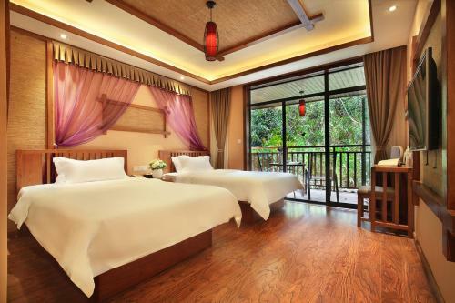 Bluesky Hotel & Resort