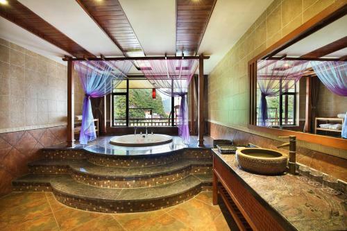 Bluesky Hotel & Resort