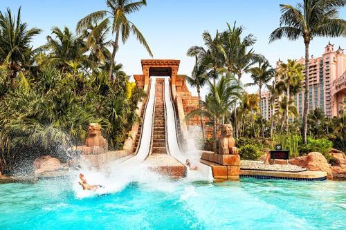 Hotel Beach Tower Atlantis Autograph Collection