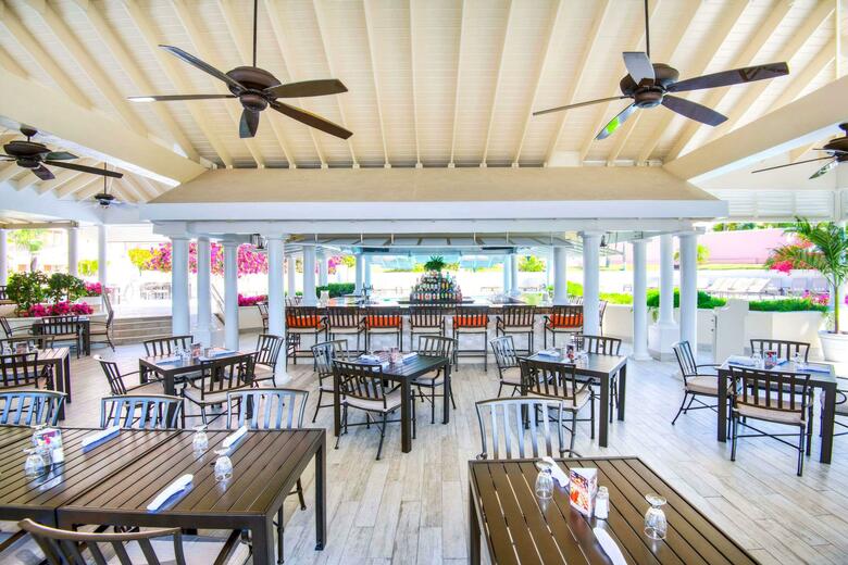 Hotel Comfort Suites Paradise Island